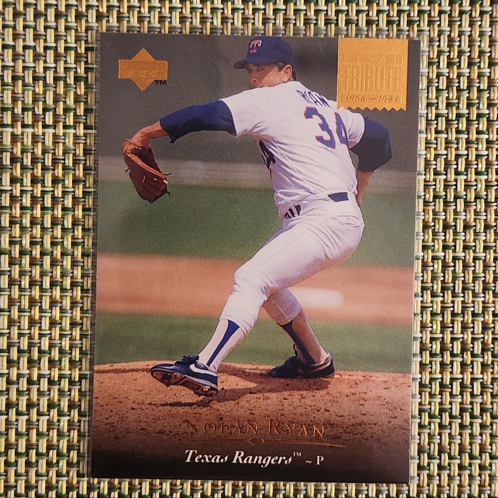 Nolan Ryan Final Tribute Baseball Card